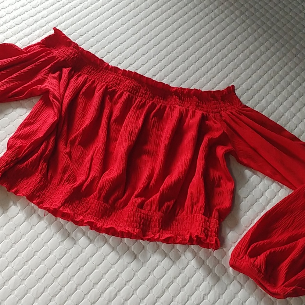 Red crop top